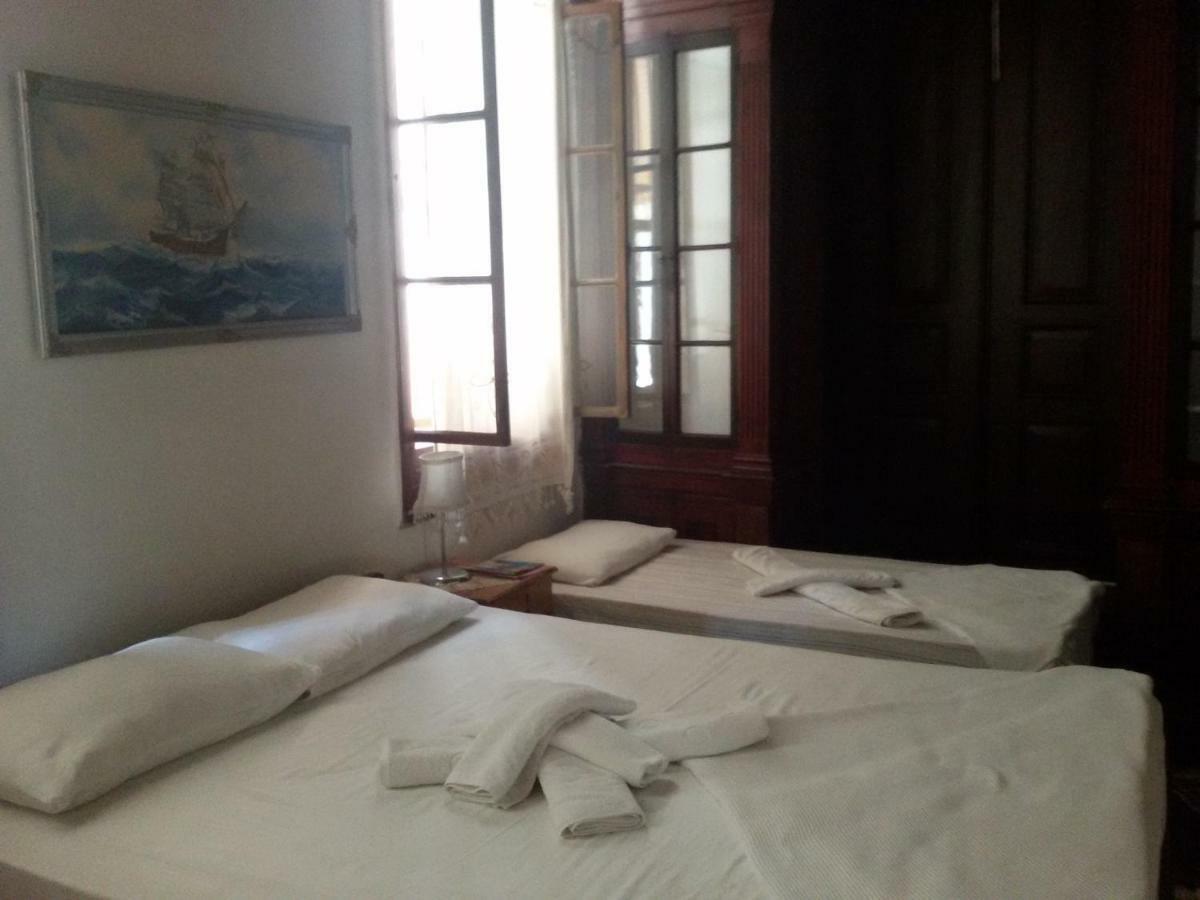Bonjour Pension Ayvalı Exteriör bild